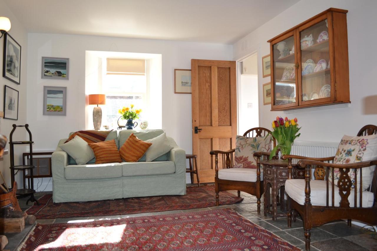 Camlann Apartment Alyth Bagian luar foto
