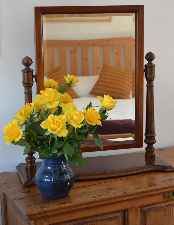 Camlann Apartment Alyth Bagian luar foto