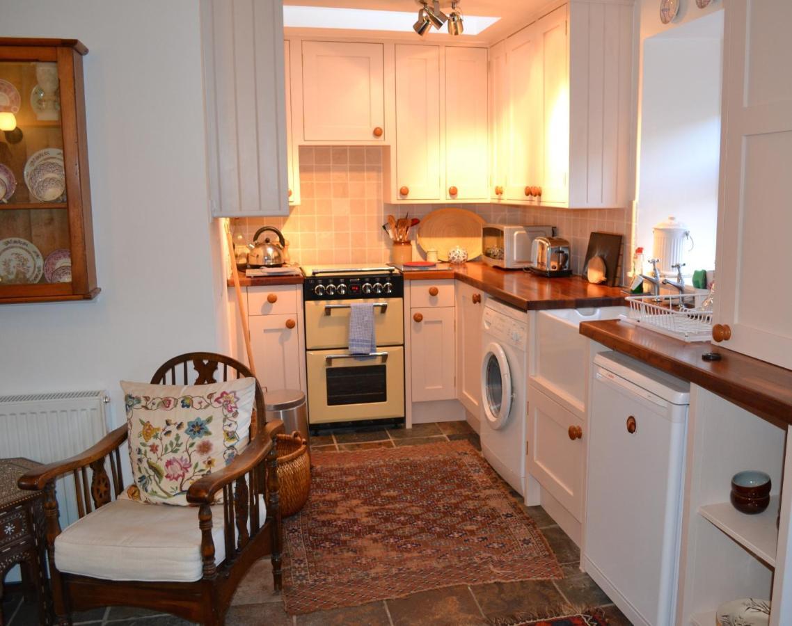 Camlann Apartment Alyth Bagian luar foto